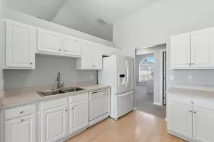 6786 Highlands Creek, Lakeland, FL 33813 - Photo 8