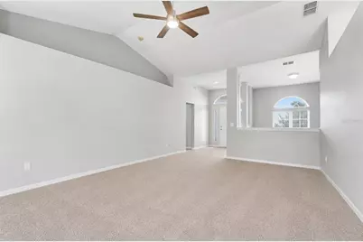 6786 Highlands Creek Boulevard, Lakeland, FL 33813 - Photo 4