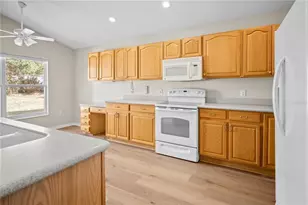 645 Lake Clark Pl, Lakeland, FL 33813 - Photo 20