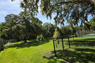 645 Lake Clark Pl, Lakeland, FL 33813 - Photo 38