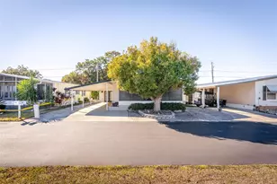 4135 Rolling Oaks Dr, Winter Haven, FL 33880 - Photo 2