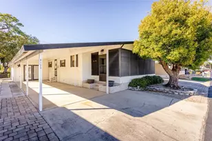 4135 Rolling Oaks Dr, Winter Haven, FL 33880 - Photo 4