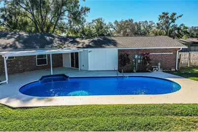 1316 Fairfax N, Lakeland, FL 33813 - Photo 4