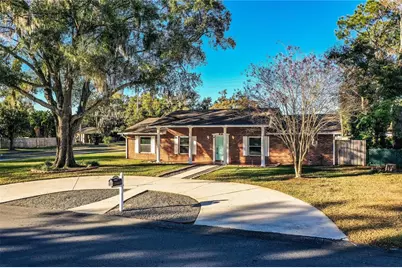 1316 Fairfax N, Lakeland, FL 33813 - Photo 2