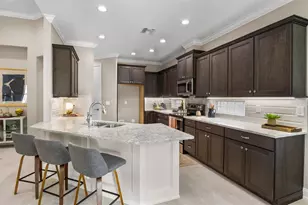 7903 Lake James Blvd, Lakeland, FL 33810 - Photo 2