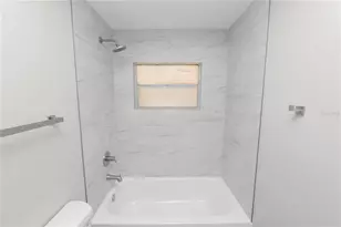 2493 Chestnut Woods Dr, Lakeland, FL 33815 - Photo 14