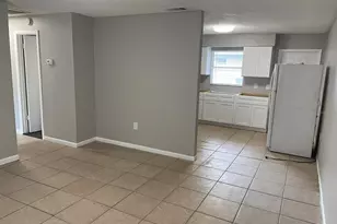 2493 Chestnut Woods Dr, Lakeland, FL 33815 - Photo 18