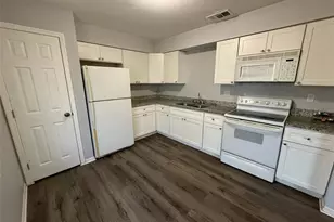 1039 N Brunnell Pkwy, Lakeland, FL 33805 - Photo 8