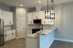 1172 Windjammer Dr, Lakeland, FL 33803 - Photo 10