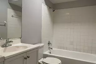 3225 Crystal Hills Loop S, Lakeland, FL 33801 - Photo 6