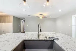 1904 Foxhollow Dr E, Auburndale, FL 33823 - Photo 18