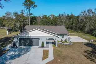 1904 Foxhollow Dr E, Auburndale, FL 33823 - Photo 1