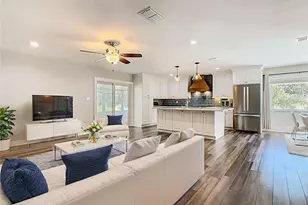 1904 Foxhollow Dr E, Auburndale, FL 33823 - Photo 26