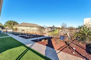 2945 Saddle Ridge Ln, Lakeland, FL 33810 - Photo 48