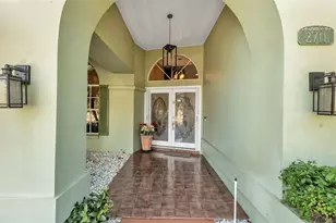 2711 S Fairway Dr, Plant City, FL 33566 - Photo 12