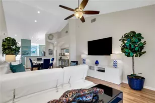 421 Enclave Pl, Lakeland, FL 33803 - Photo 14