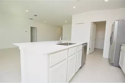 2216 Crown Rock Drive, Haines City, FL 33844 - Photo 6