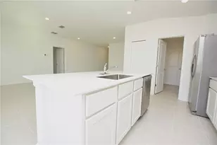 2216 Crown Rock Dr, Haines City, FL 33844 - Photo 6