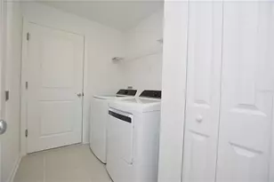 2216 Crown Rock Dr, Haines City, FL 33844 - Photo 8