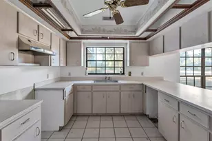 1324 Costine Dr, Lakeland, FL 33809 - Photo 6