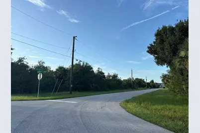 398 Sycamore Street, Port Charlotte, FL 33954 - Photo 2