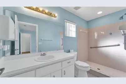 8053 Kaitlin Circle, Lakeland, FL 33810 - Photo 14