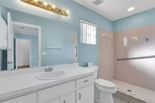 8053 Kaitlin Cir, Lakeland, FL 33810 - Photo 14