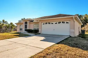 8053 Kaitlin Cir, Lakeland, FL 33810 - Photo 2