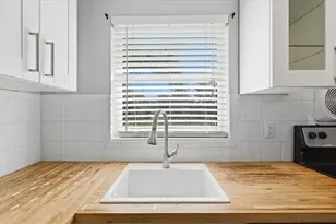 605 W Valencia Ct, Bartow, FL 33830 - Photo 8