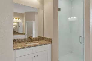 6320 Woodhaven Dr, Lakeland, FL 33811 - Photo 12