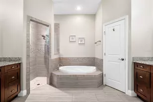 3218 Pearly Dr, Lakeland, FL 33812 - Photo 16