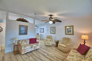 4802 Colonnades Cir E, Lakeland, FL 33811 - Photo 8