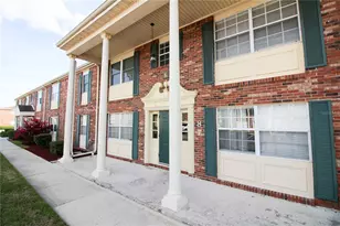 1920 E Edgewood Dr, Lakeland, FL 33803 - Photo 2