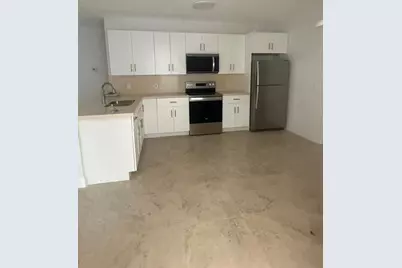 315 Edgewood Court, Kissimmee, FL 34759 - Photo 4