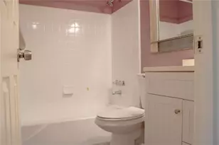 1920 E Edgewood Dr, Lakeland, FL 33803 - Photo 32
