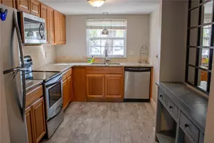 1920 E Edgewood Dr, Lakeland, FL 33803 - Photo 12