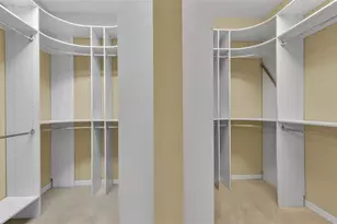 8288 Lake James Dr, Lakeland, FL 33810 - Photo 36