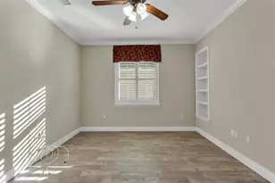 8288 Lake James Dr, Lakeland, FL 33810 - Photo 40