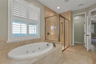 8288 Lake James Dr, Lakeland, FL 33810 - Photo 34