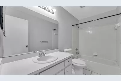 236 Village Crest Court, Lakeland, FL 33809 - Photo 6