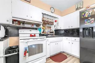 628 E Laurel Ave, Eagle Lake, FL 33839 - Photo 18