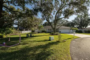 1484 Shorewood Ct, Lakeland, FL 33803 - Photo 6