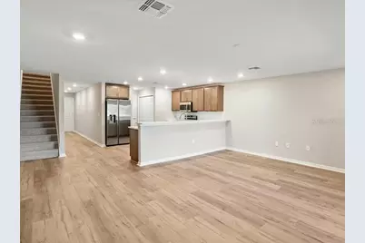 2803 Idyll Lakes Circle, Plant City, FL 33566 - Photo 6