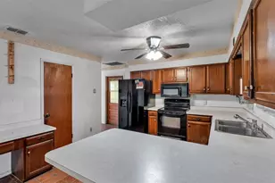 4104 E County Rd 540A, Lakeland, FL 33813 - Photo 18