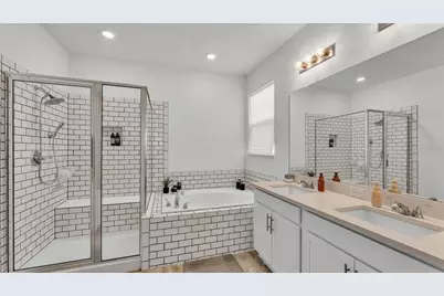 1725 Hill Top Drive, Dundee, FL 33838 - Photo 4