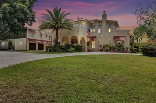 845 E Edgewood Dr, Lakeland, FL 33803 - Photo 1