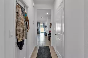 3532 White Dandelion Ct, Plant City, FL 33565 - Photo 4