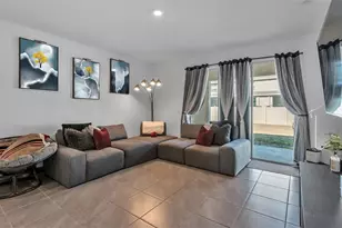 3532 White Dandelion Ct, Plant City, FL 33565 - Photo 12