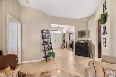 4403 Avondale Groves Street, Plant City, FL 33567 - Photo 12