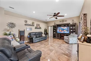 4403 Avondale Groves St, Plant City, FL 33567 - Photo 18